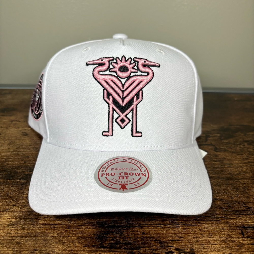 Mitchell & Ness White Inter Miami CF Palm Tree Pro Men’s Snapback Hat